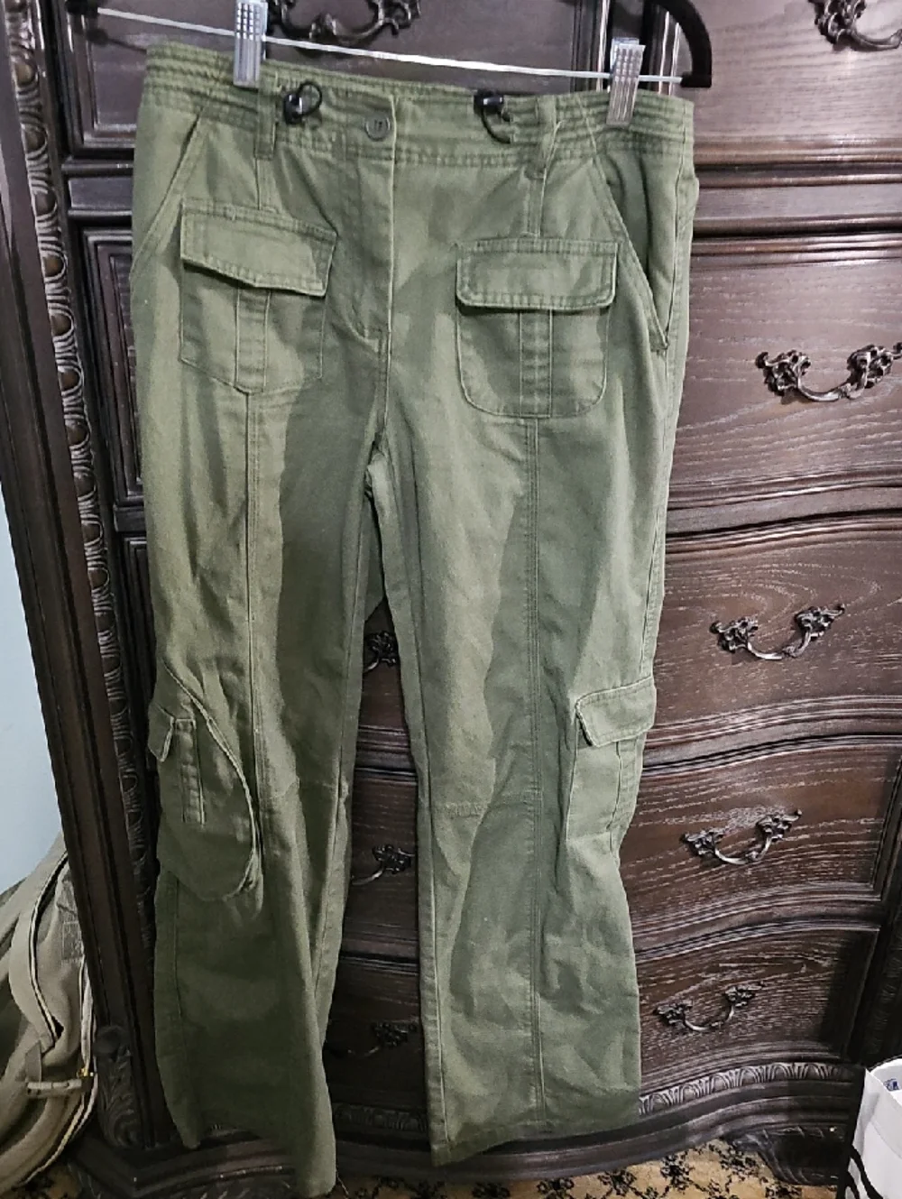 Brandy Melville Olive Green Cargo Pants with Flap Pockets